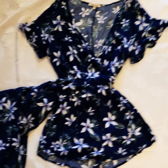 bleuh ciel Maxi with Romper Underlayer NWOT - Picture 2 of 11